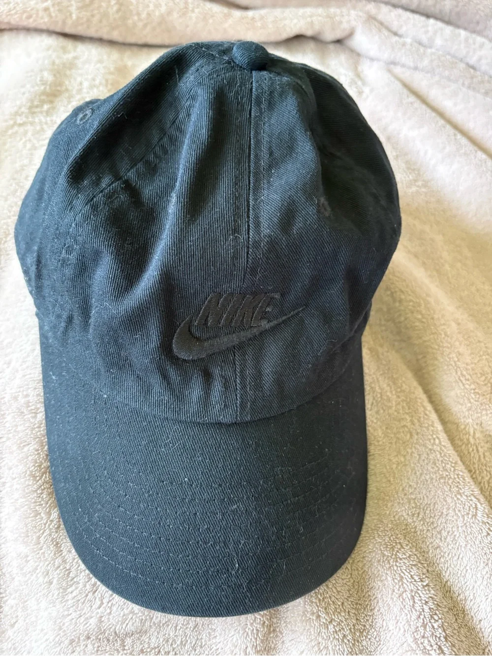 Nike Black Embroidered Swoosh Cap